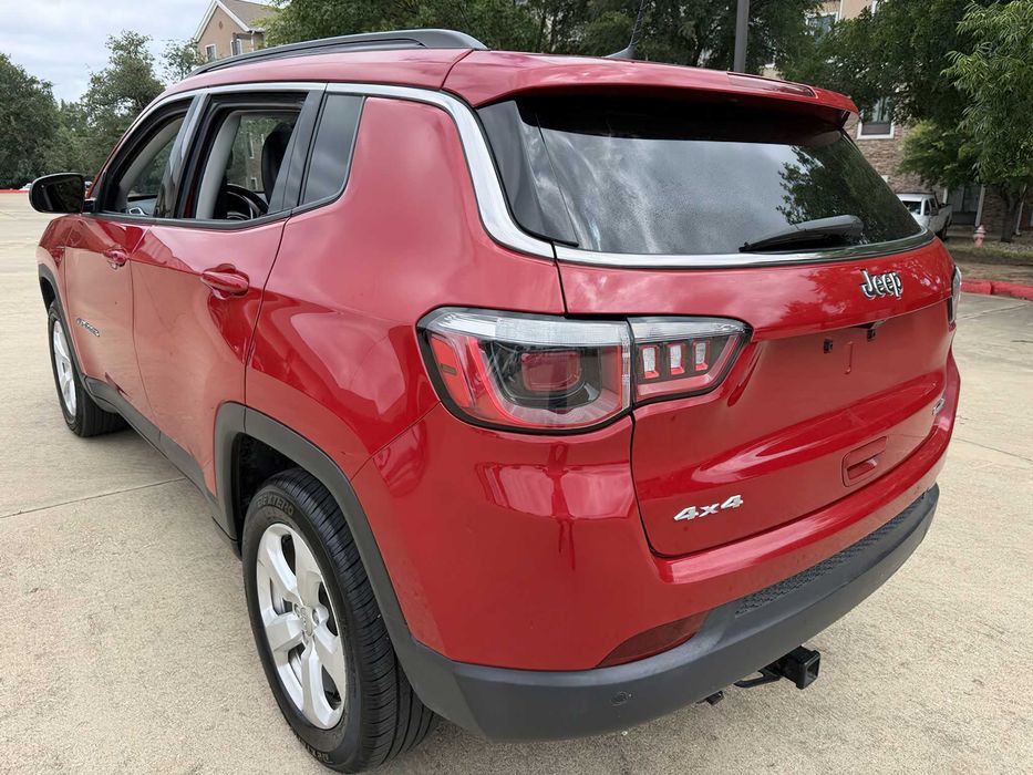 Jeep Compass      2023