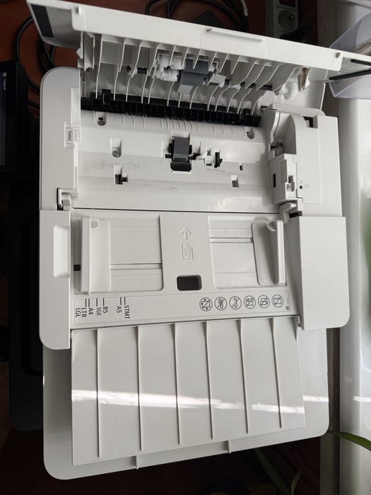 Продам Canon i-SENSYS MF421dw багатофункціональний лазерний принтер