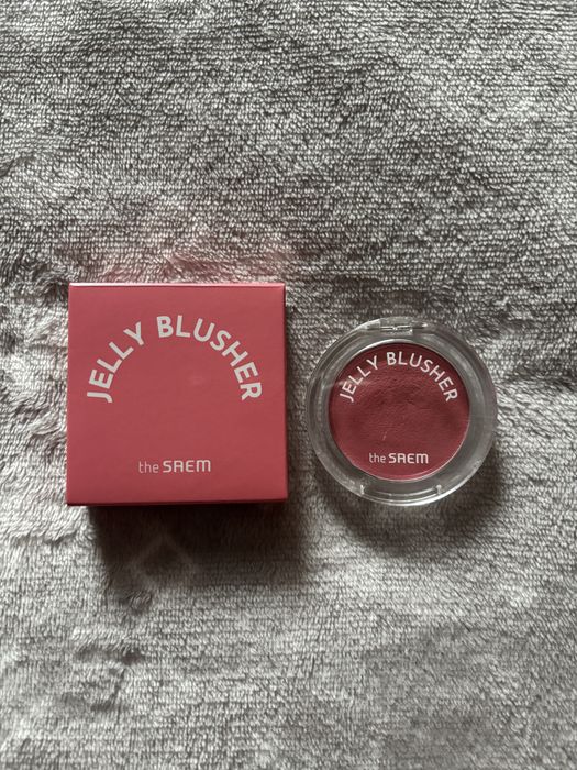 The Saem jelly blusher sweet petal róż