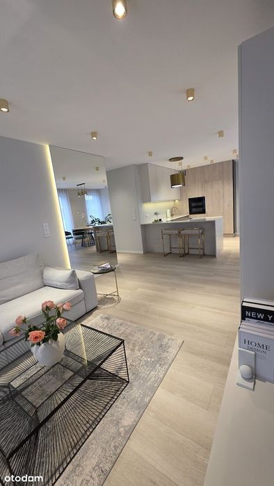 Wynajem 3-pokojowego apartamentu z miejscem parkingowym taras+ balkon