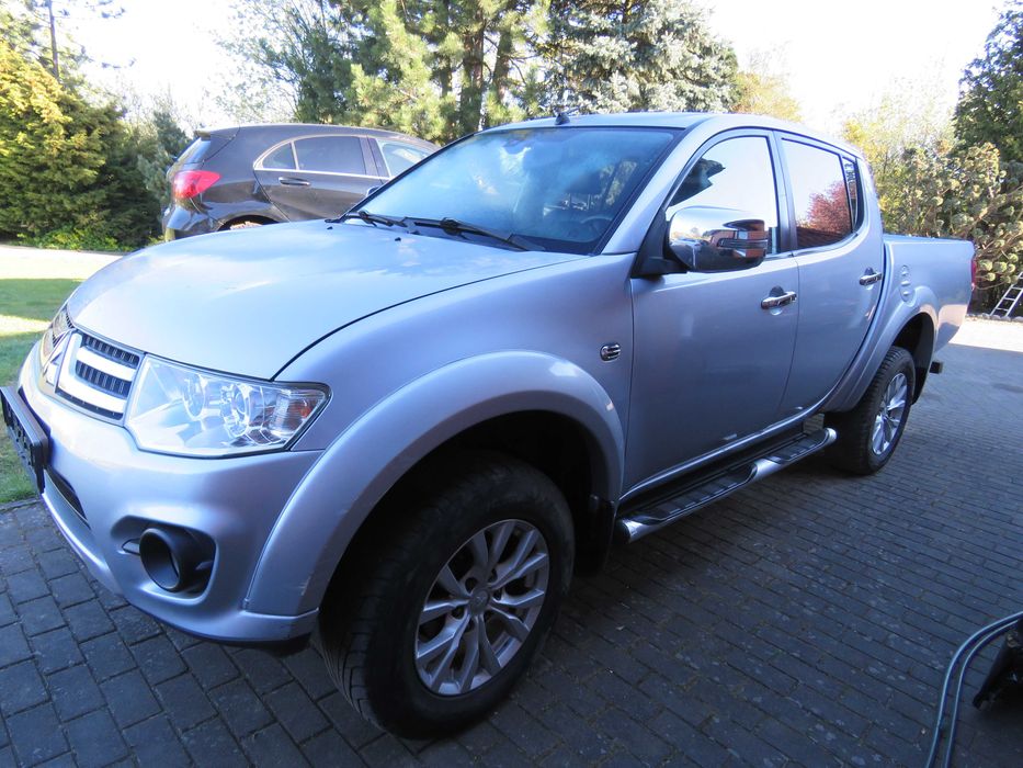Mitsubishi L200 2,5 DiD 178Ps Premium Navi Automat Skóra