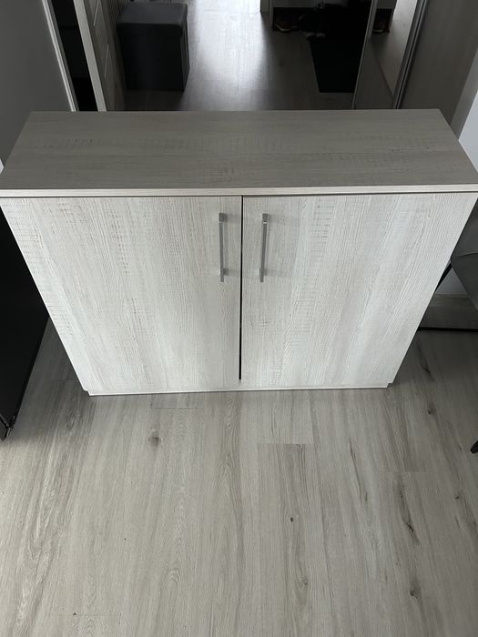 Szafka na buty:wys. 90 cm; dł. 110cm;szer. 35 cm