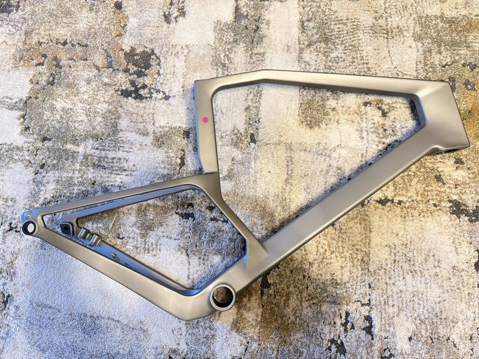 Nowa Rama Gravel Rondo Ruut CF1 G2
