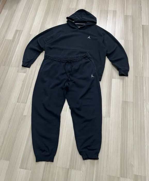 Продам костюм джордан