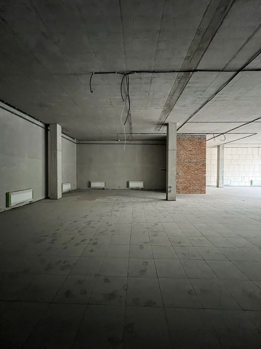 Оренда комерційного приміщення 253 кв.м в центрі міста