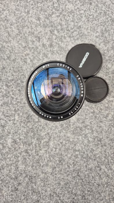 Cosina 28-200mm 1:3.5-5.6 MC Macro.