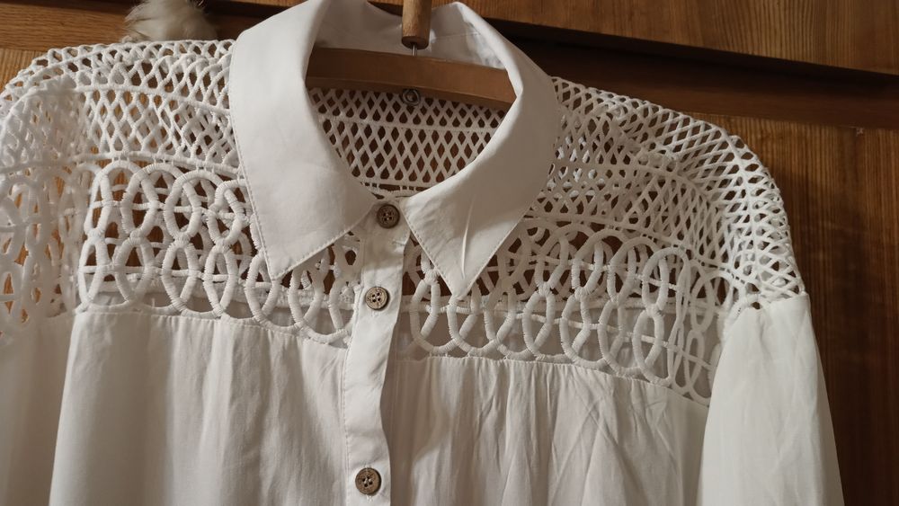 Продам женську блузу