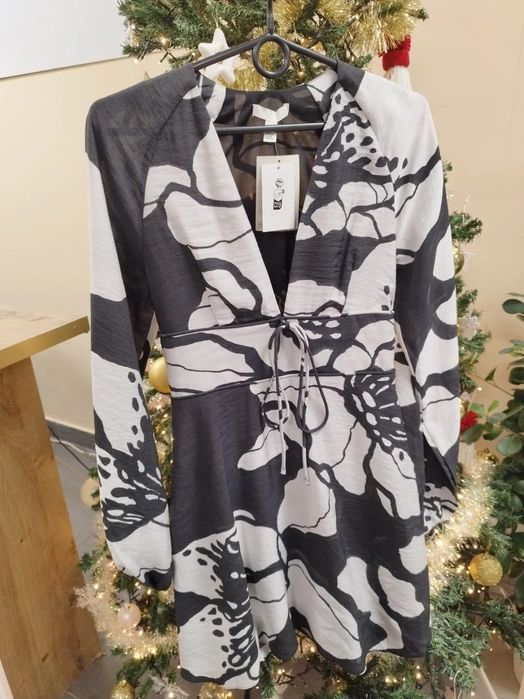 Sukienka letnia w kwiaty