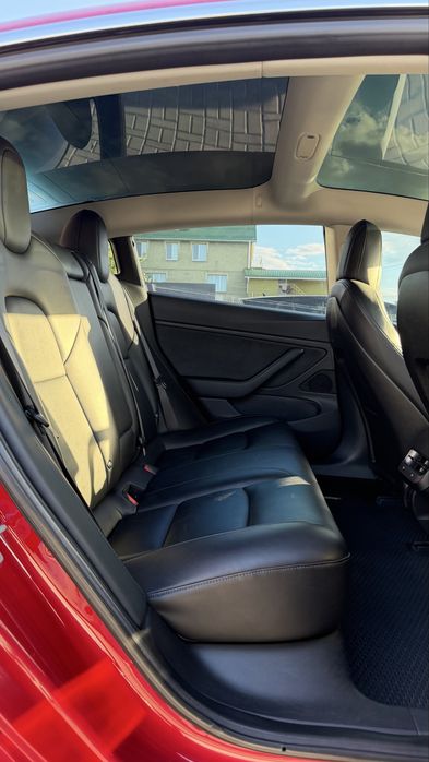 Tesla Тесла Model 3 Long Range 2018 р 75 кВт Запас ходу 400км.
