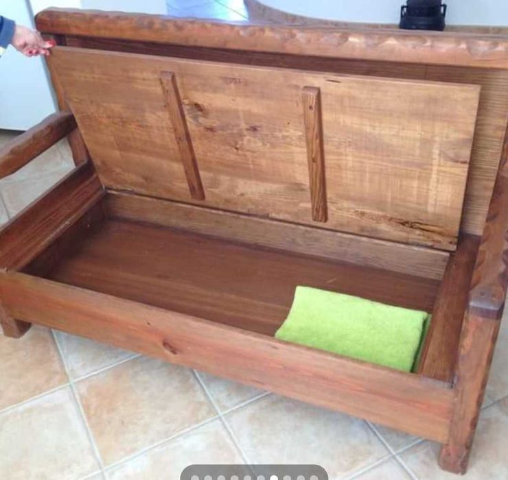 Sofá sem cama, sala ou jardim com arrumação por baixo do assento