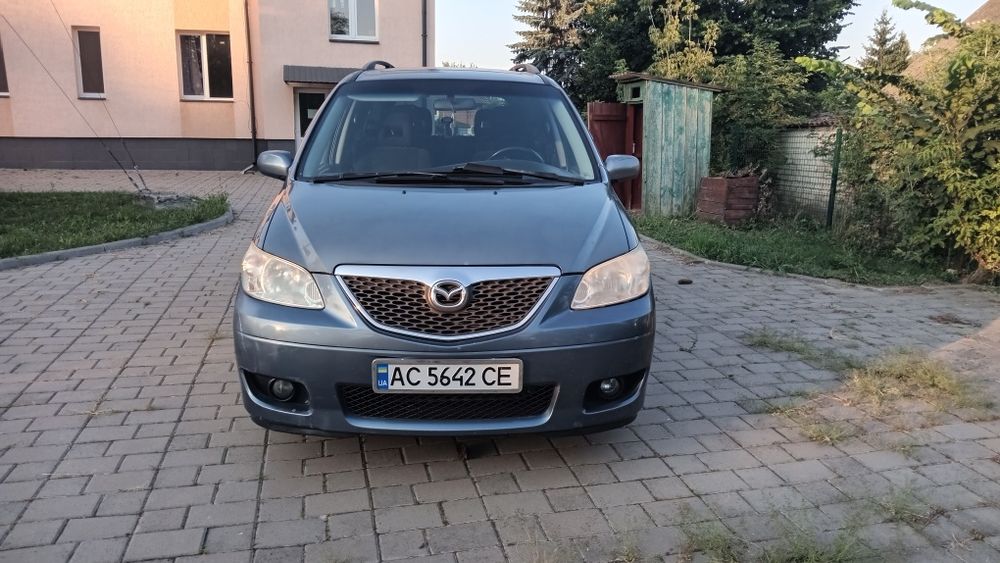 Продам Mazda MPV