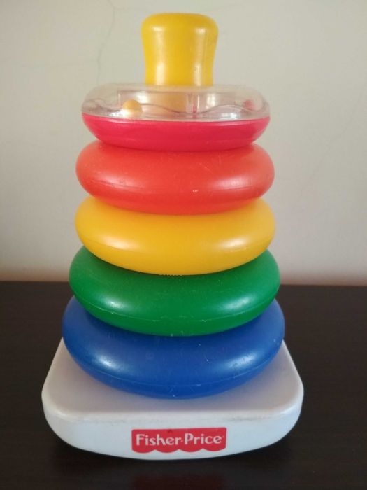 Piramidka z kółek wieża Fisher Price