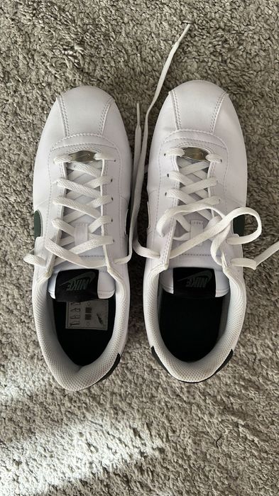 Nike Cortez  usado uma ve