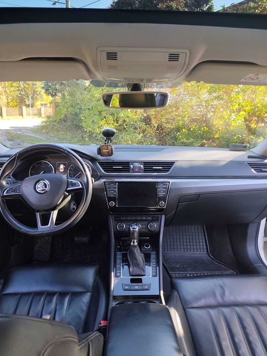 auta skoda super 1.6