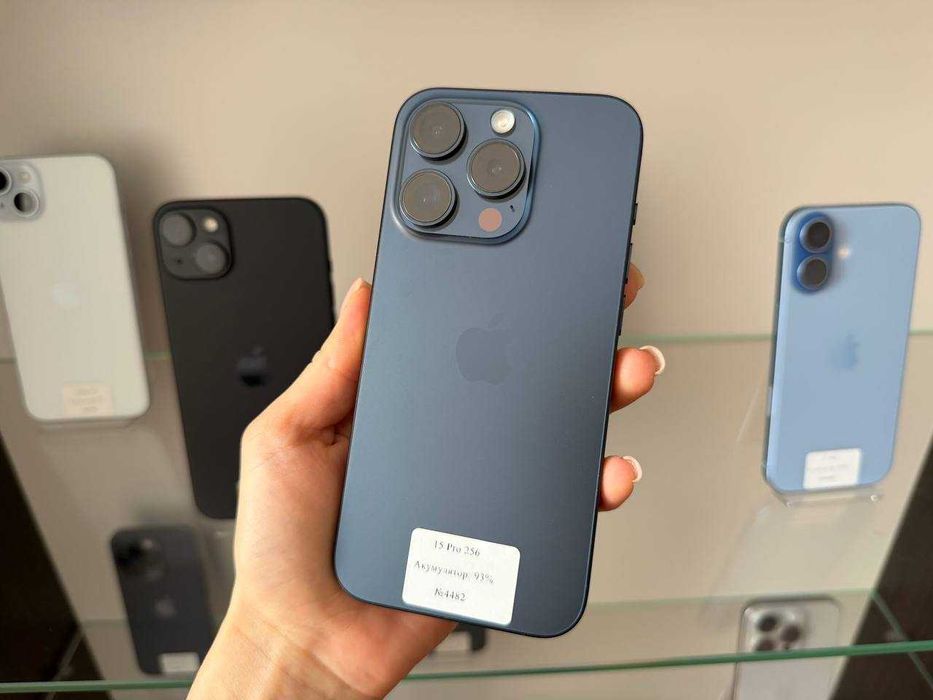 iPhone 15 Pro 256 gb Neverlock / від Магазину + Гарантія / Обмін