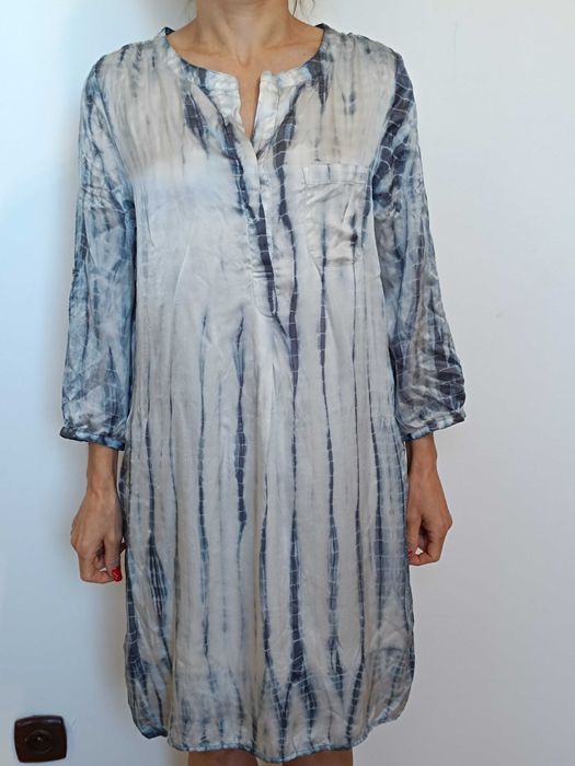 elegancka wygodna sukienka z jedwabiu V collection 36 S 100%jedwab