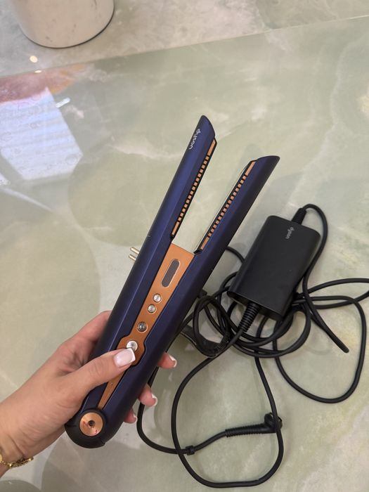 Dyson утюжок , плойка