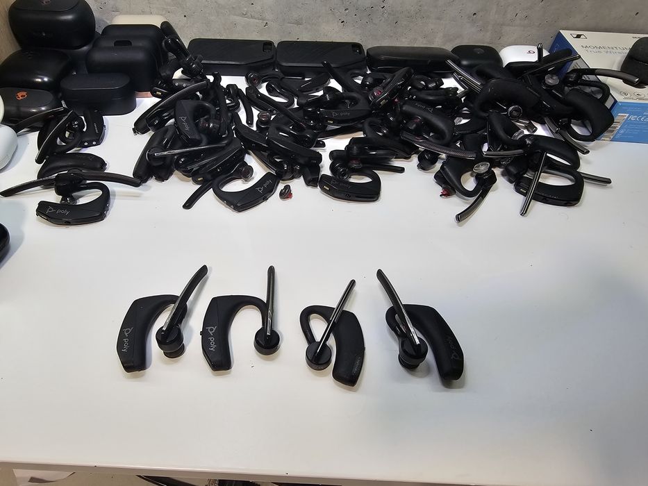 Гарнітури навушник Plantronics voyager legend 5200
