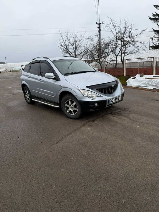 SsangYong 2010 Рік 2.0 дізель автомат