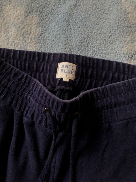 Calças veludo e fato treino azuis