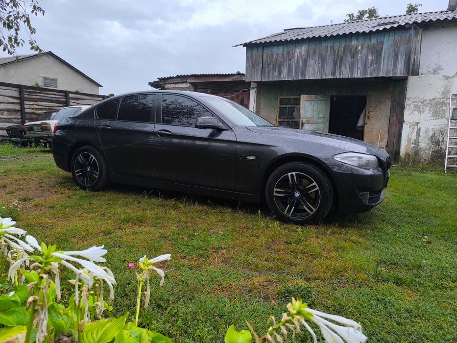 Продаж автомобіля BMW F10