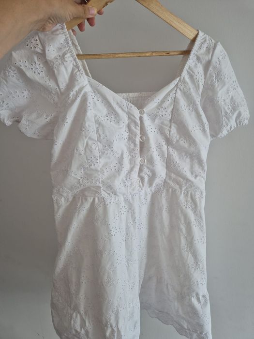 Sukienka biała boho romantyczna midsommar z haftem