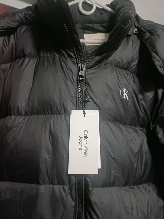 Nowy płaszcz Calvin Klein