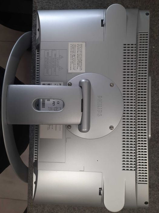 Monitor,TV, radio-Philips z głośnikami i wieloma wejściami