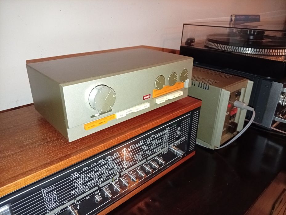Amplificador QUAD pre33 e Power 303