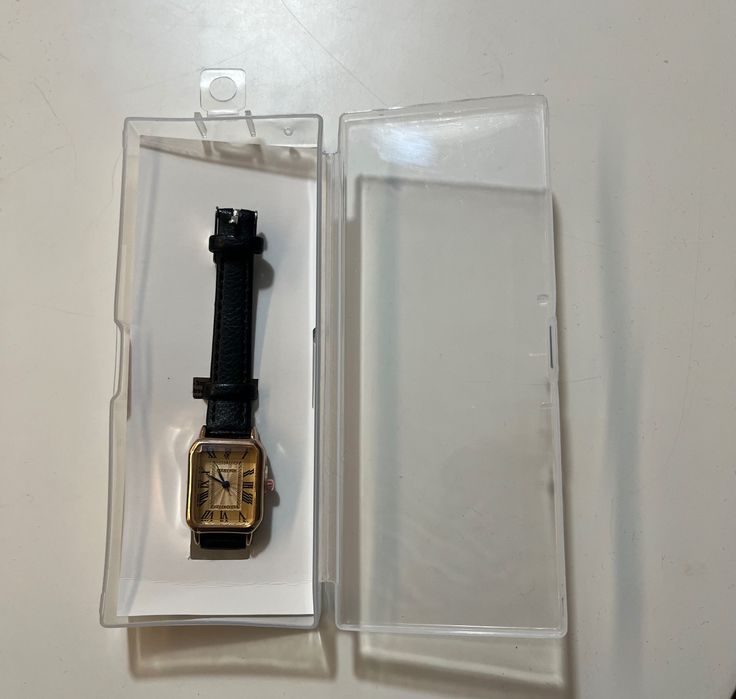 Relógio Preto Vintage