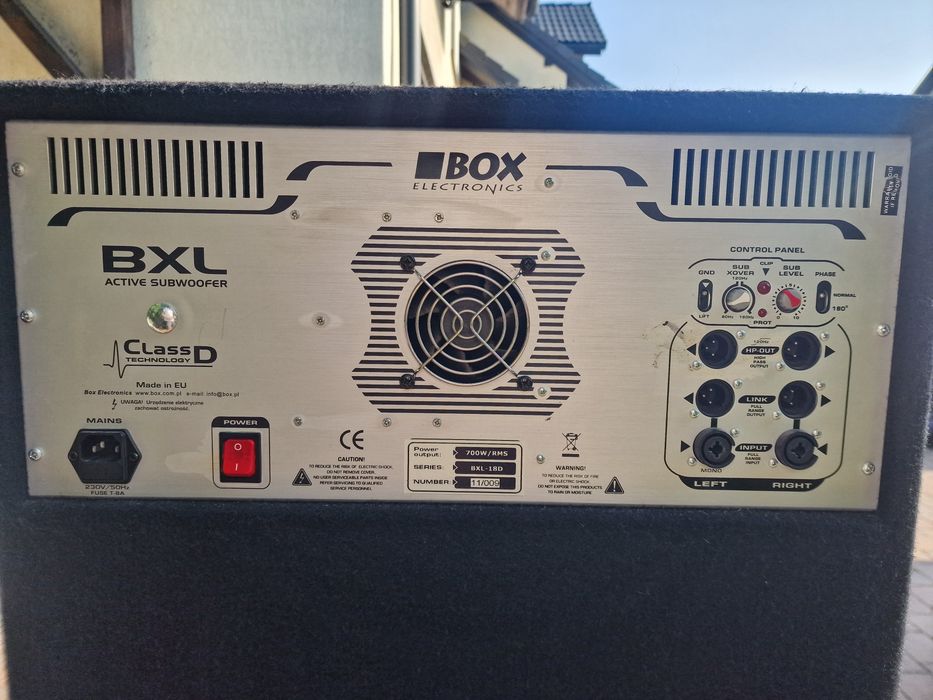 Subwoofer aktywny 18" Estradowy BOX Electronics BXL18-D 700W Neodym