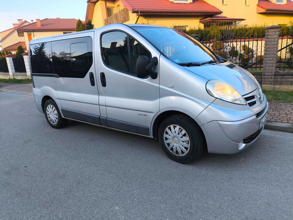 Nissan Primastar 2008 rok