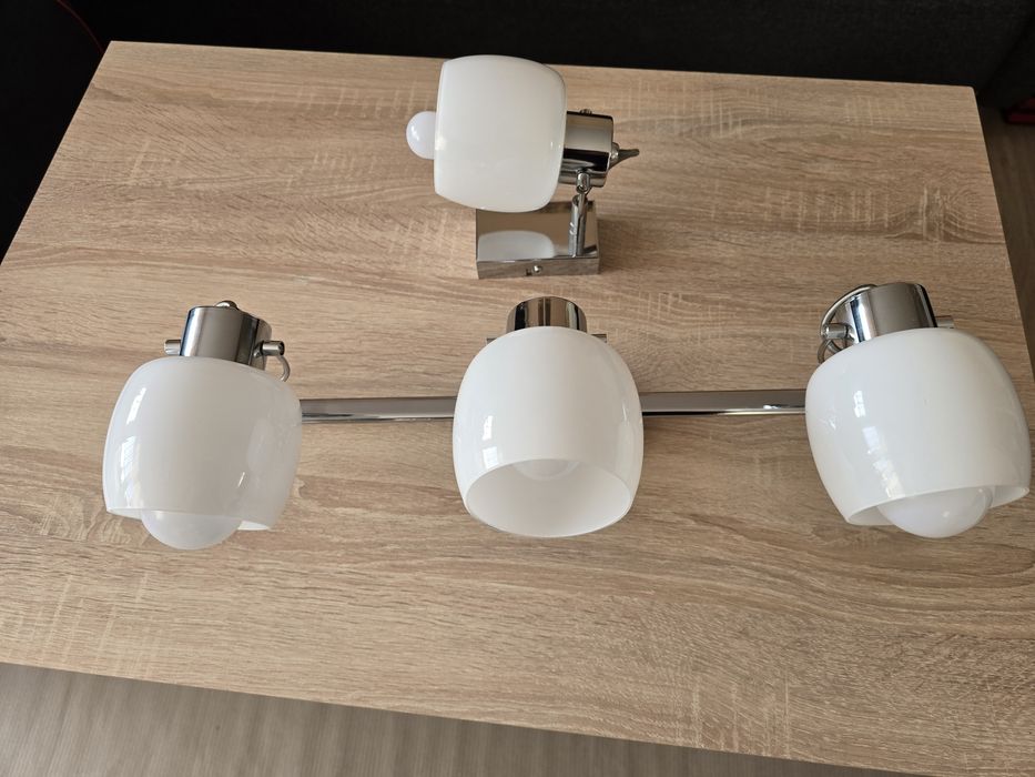 Kinkiety chromo -niklowane.