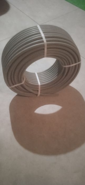 Tubo de electricidade