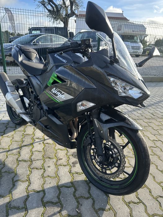 KAWASAKI ninja 400