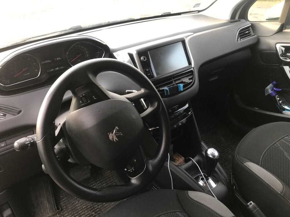 Peugeot 208 1.4 HDI 68KM Automat Ciężarowy VAT