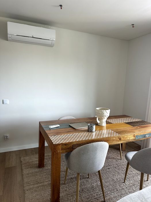 Arrenda-se T2 na Alta de Lisboa – Piscina | Próximo do Metro do Lumiar | 1.900€/mês