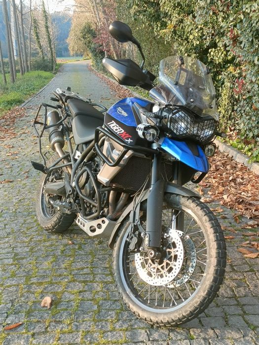 Triumph Tiger 800 XCX