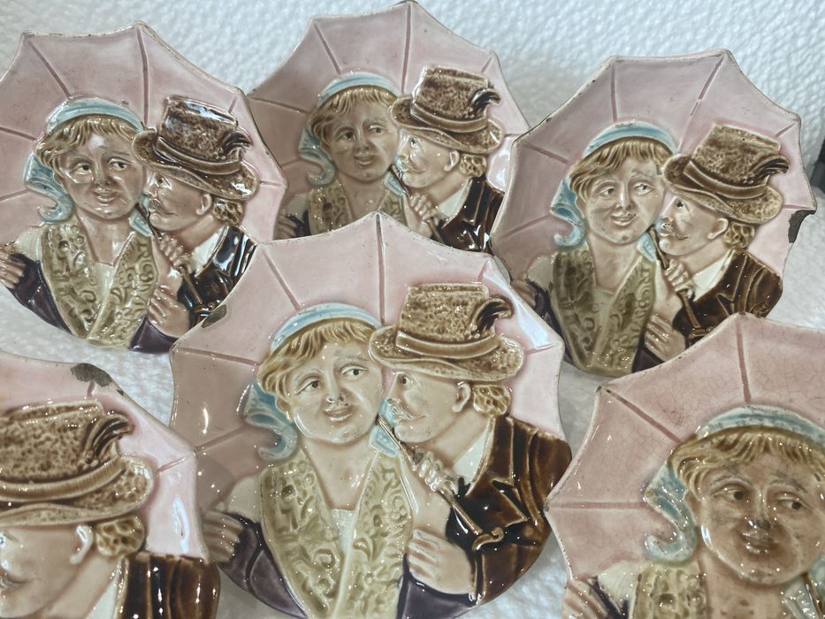 Talerzyki deserowe majolika porcelna Steidl Znain przedwojenne