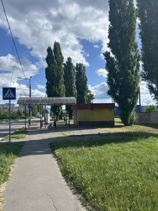 Оренда приміщення 30кв.м зупинка ТРЦ Простор