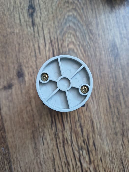 Łącznik krzyżowy łuk