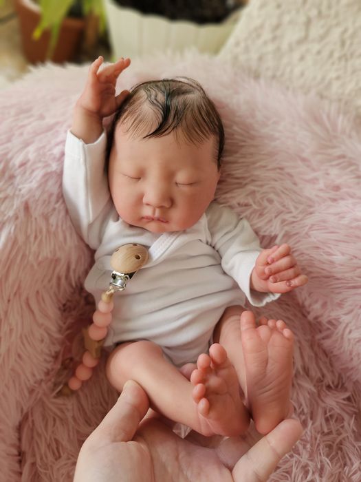 Bebé Reborn asiática oriental original para colecionador com certifica