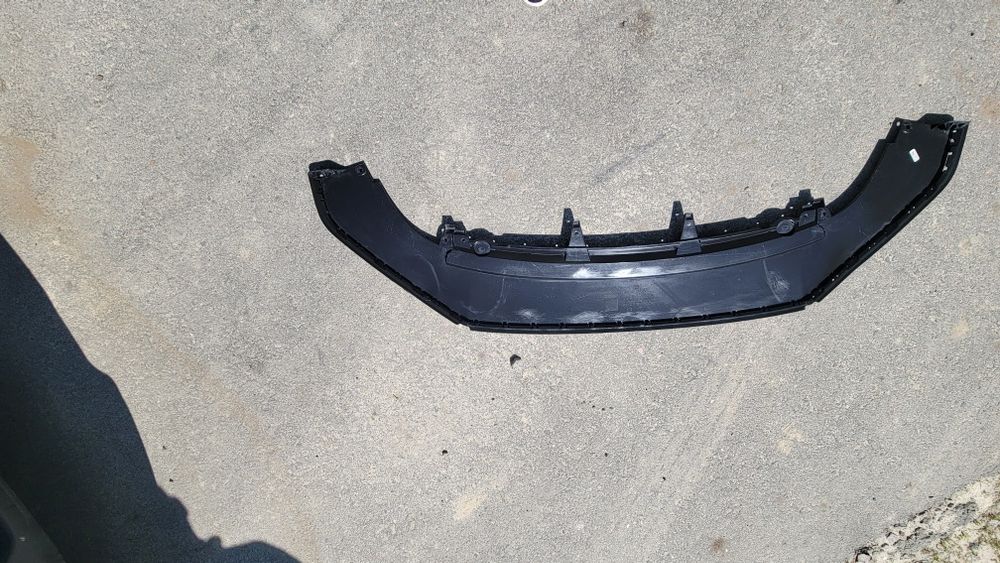Передння губа Jetta gli