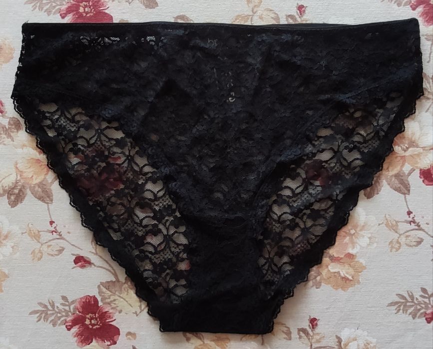 Koronkowe figi damskie