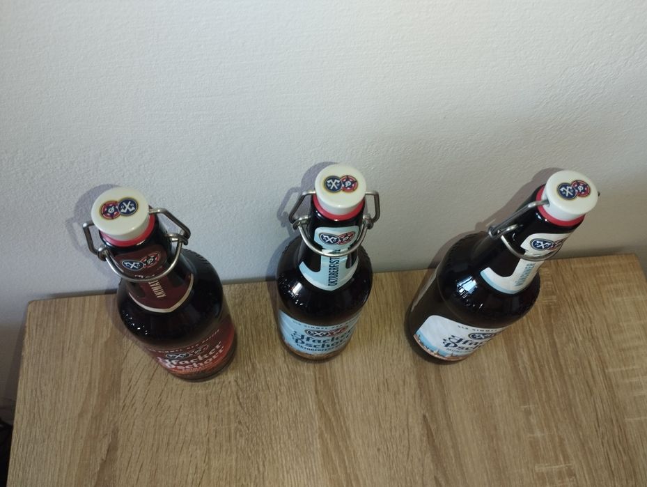 Conjunto 3 garrafas cerveja vazias