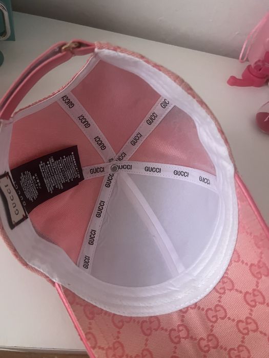 Chapeu gucci rosa