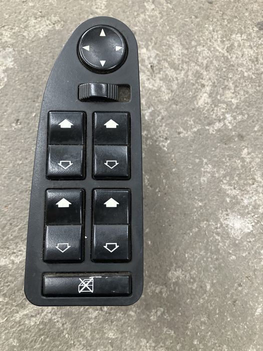 BMW E39 - panel szyb