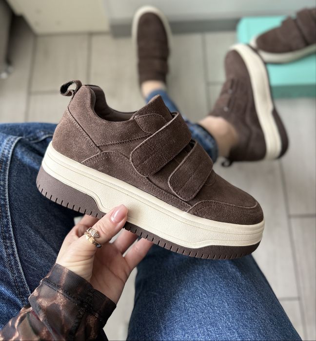 Кросівки шоколадні  на липучках натуральний зашм