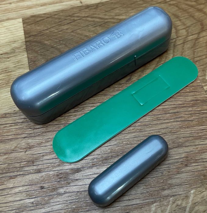 FIBARO FGK-102 SREBRNY Door/Window Sensor