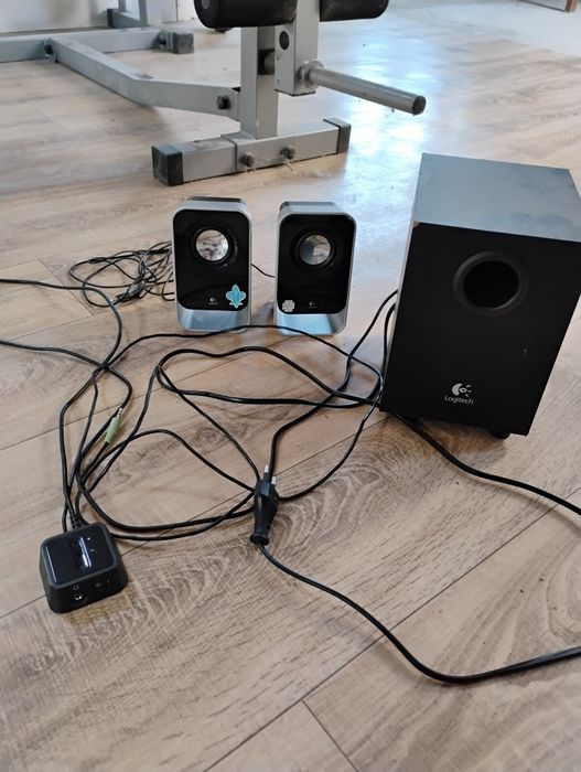 Zestaw głośników Logitech 2.1 z subwooferem –
